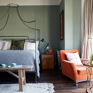 Hotel Artist, Hove